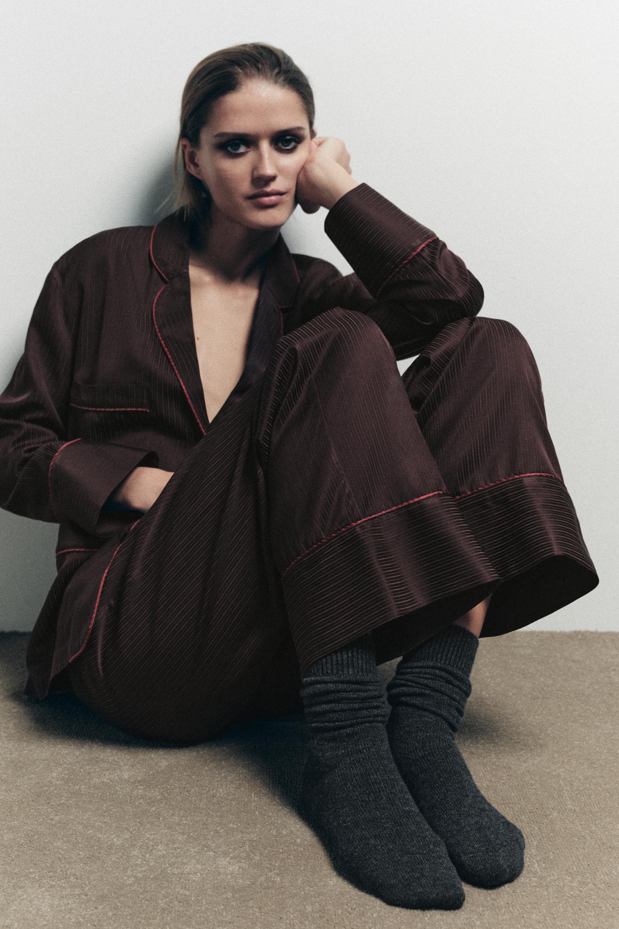 CHAUSSETTES HAUTES EN LAINE